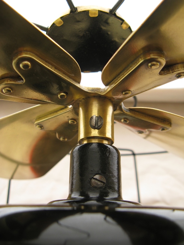 Blade Set Screw View